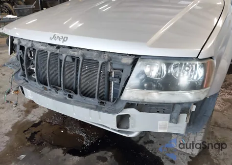 2004 Jeep Grand Cherokee Laredo z USA, uszkodzony, nr VIN 1J4GW48S64C420127